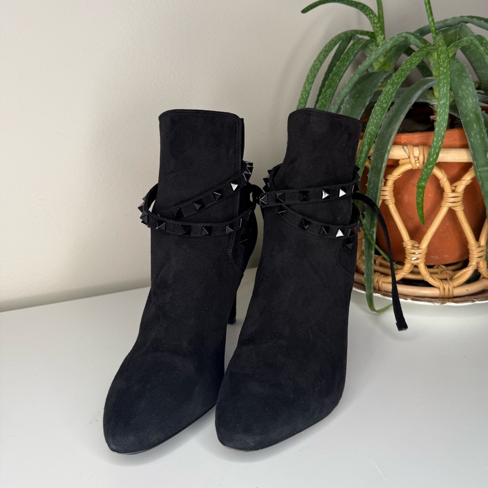 Valentino Garavani Rockstud Suede Ankle Boots Wrap Stud Heel Booties 37 - Picture 3 of 11